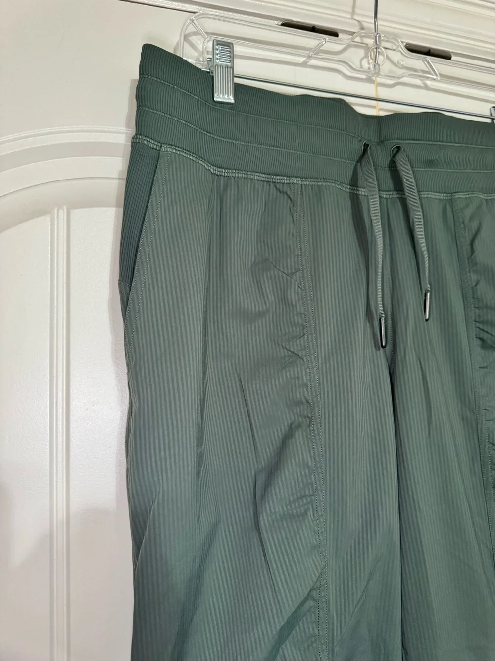 Lululemon Dance Studio Mid-Rise Jogger Full Length Dark Forest Size 12